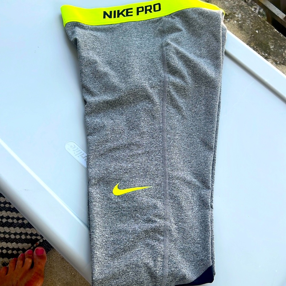 Nike Pro.. running compression leggings